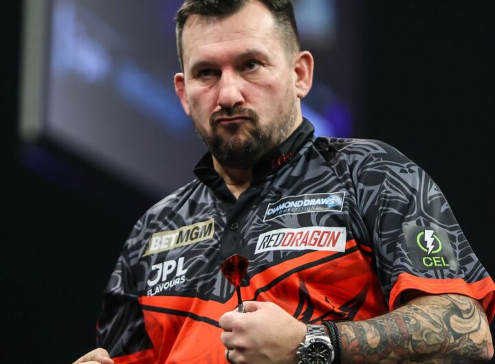 Premier League Darts: Limping Jonny Clayton wins Night Six against Luke Humphries amid whistling in Nottingham | Darts News