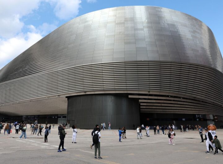 Carlos Alcaraz set for Bernabeu experience as Real Madrid's ‌stadium to install practice clay tennis court for Madrid Open | Tennis News