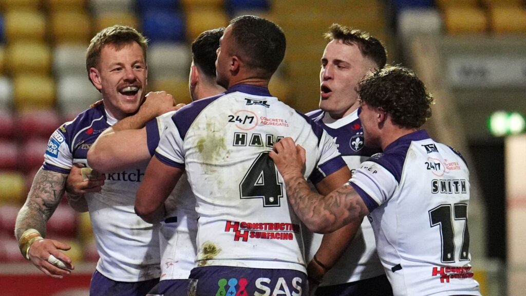 York Knights 14-26 Wakefield Trinity: Visitors move up to third in Super League | Rugby League News