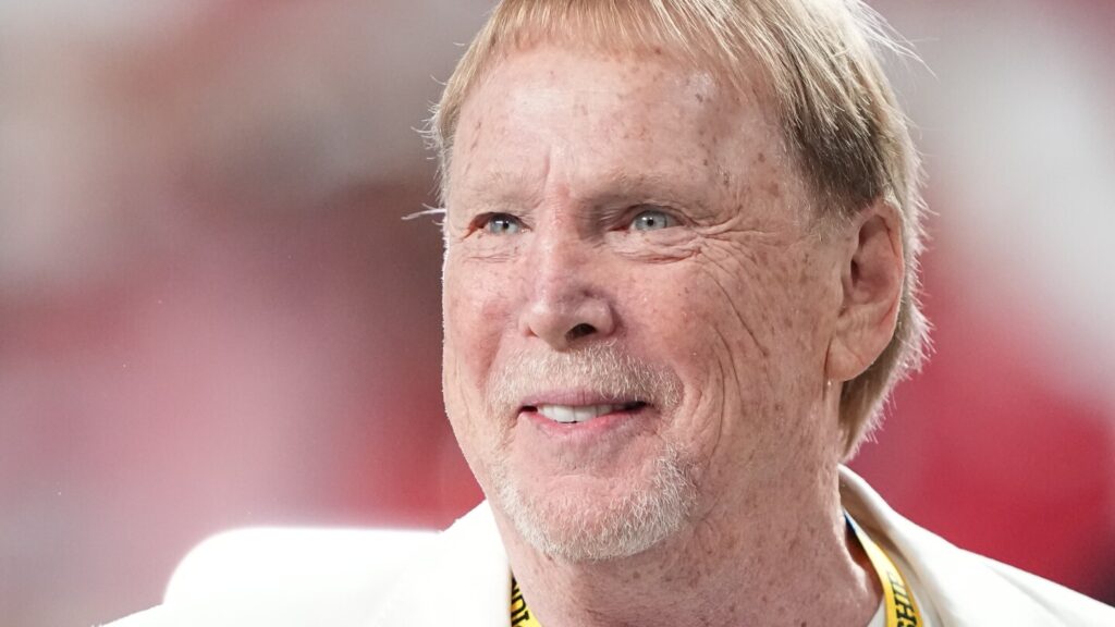 Mark Davis agrees to Raiders succession plan, but insists he's not selling the team