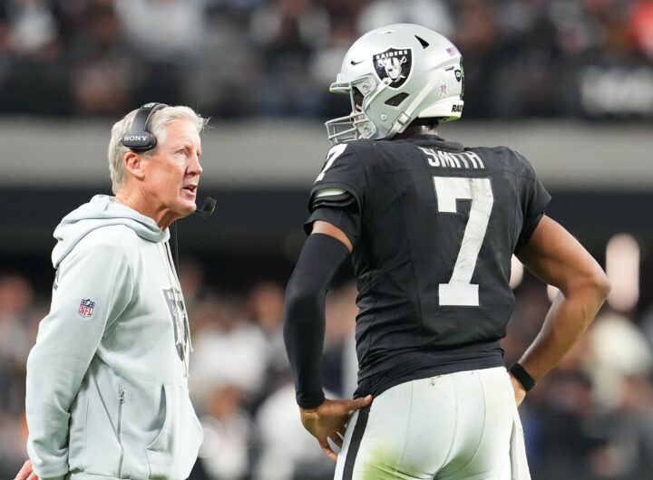Pete Carroll: Geno Smith is a phenomenal QB, we didn't coach well enough