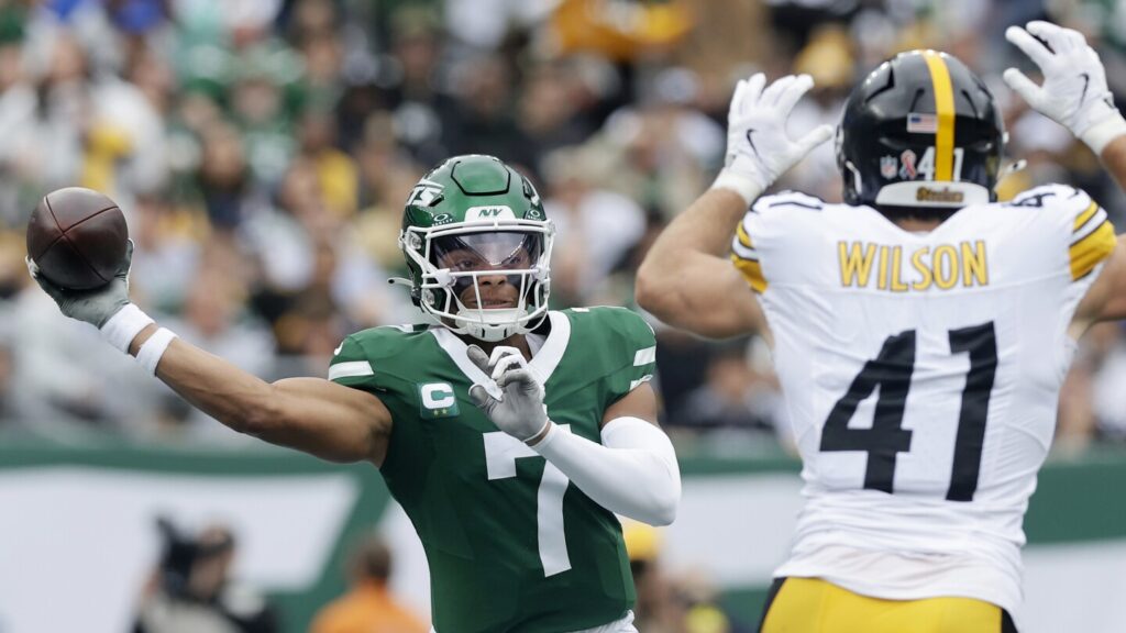 Justin Fields could be first QB with four straight Week 1 starts for four different teams