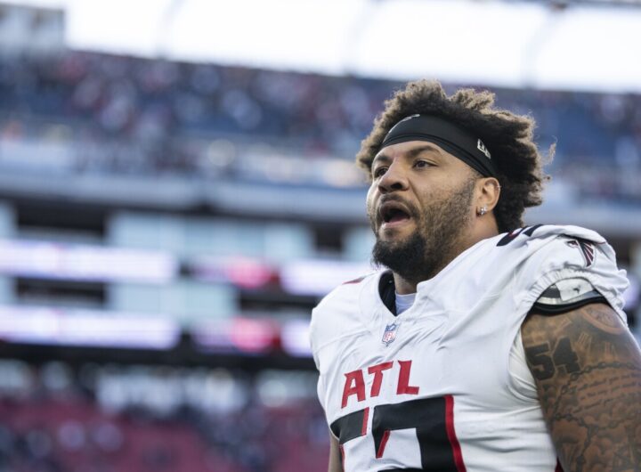 Ravens agree to terms with OL Jovaughn Gwyn