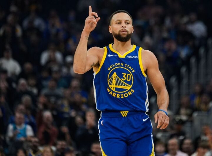 Sources: Warriors' Curry expected to return Sunday vs. Rockets