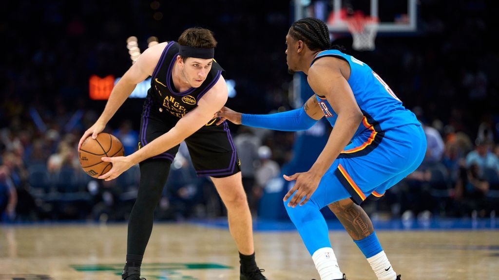 Lakers lose Reaves (oblique) for remainder of regular season