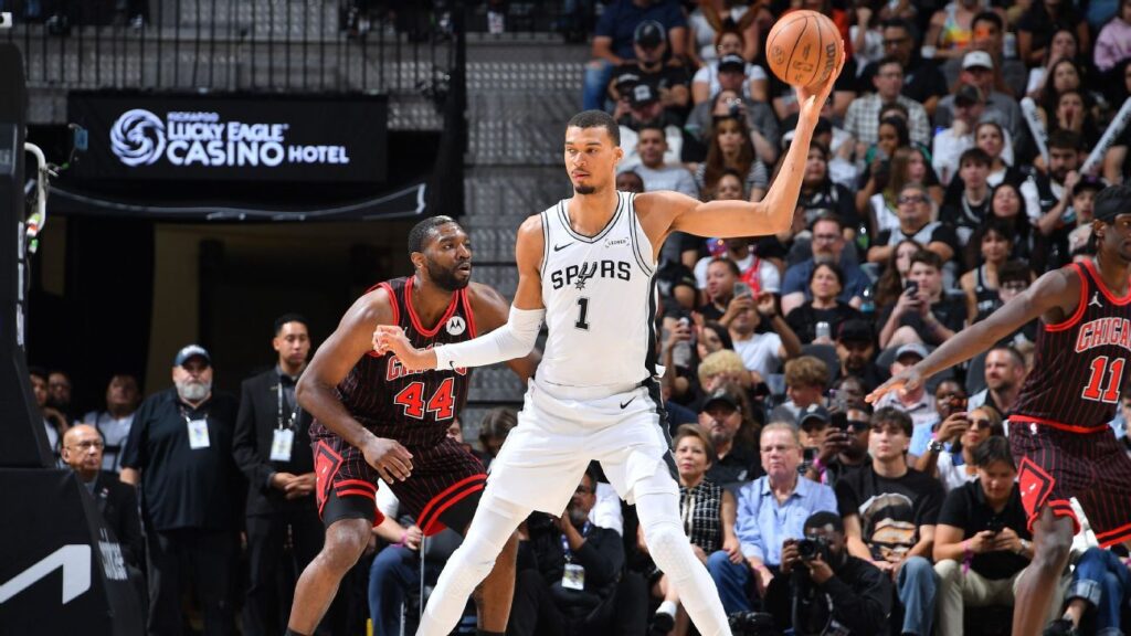 Victor Wembanyama avoids major injury; doubtful vs. Blazers