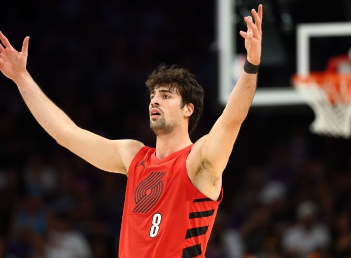 Blazers rally to stun Suns in play-in, grab West's No. 7 seed