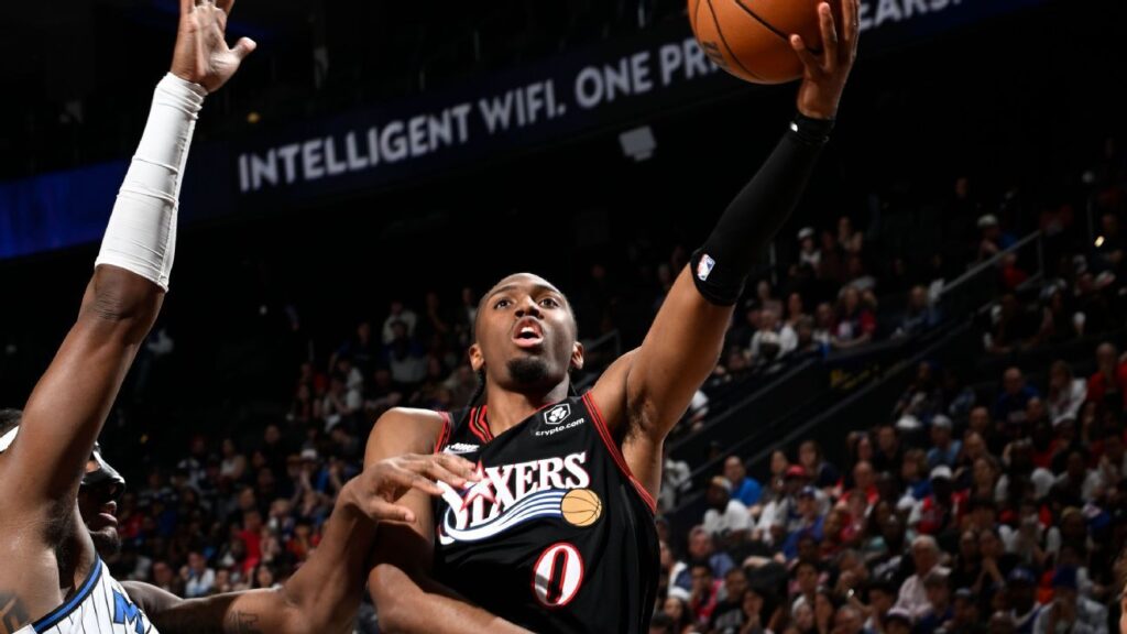 Maxey scores 31 to lead Sixers past Magic for East's No. 7 seed