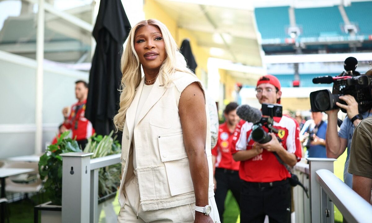 Serena Williams celebrates Lewis Hamilton after milestone Ferrari F1 win